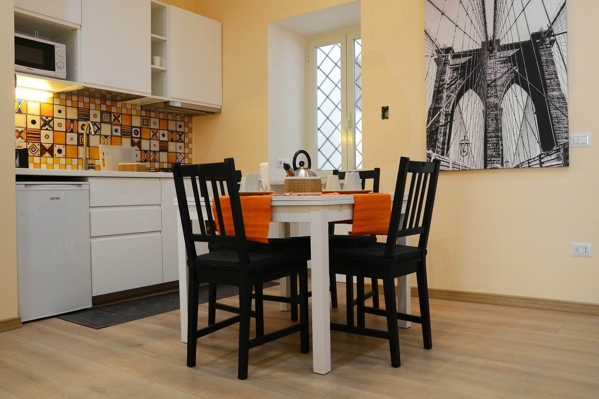 Donnaregina Boutique Apartment Наполи Екстериор снимка